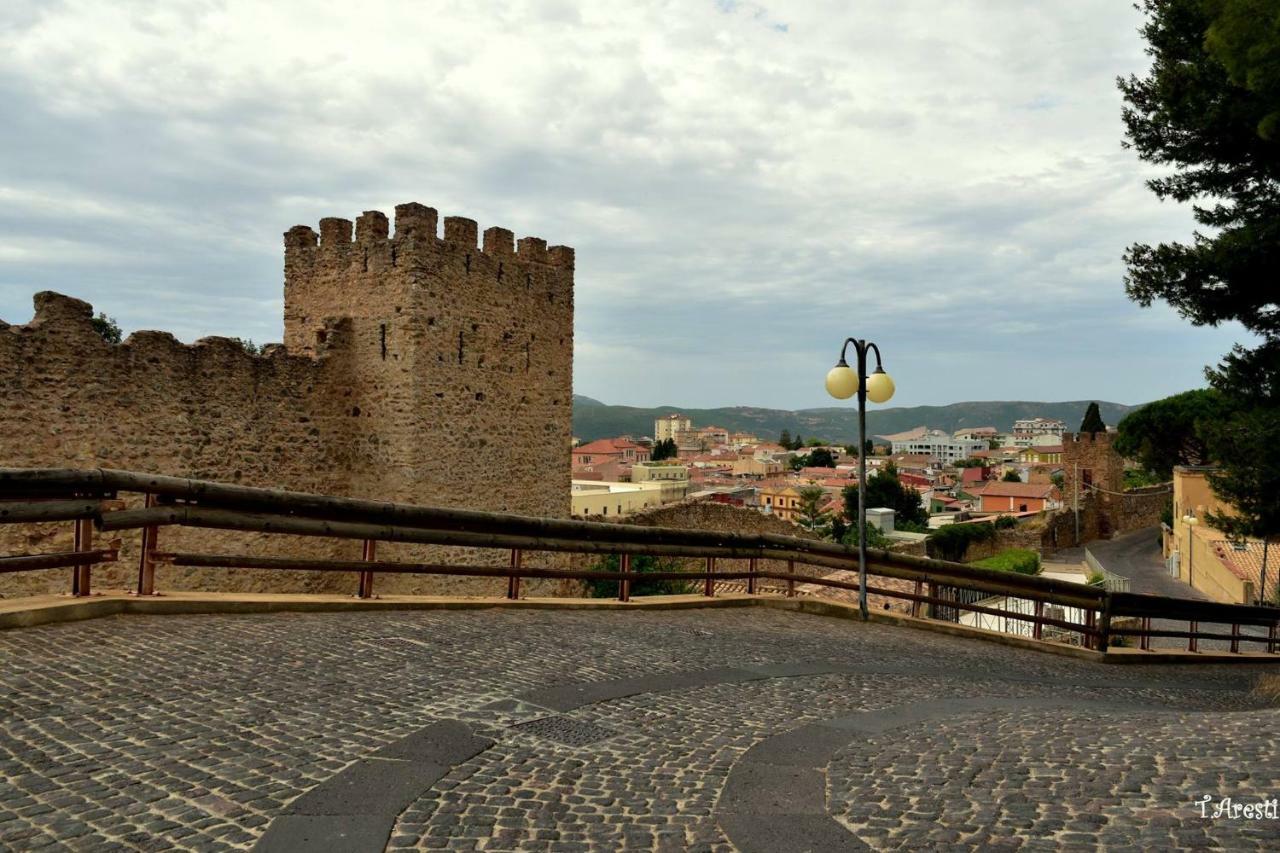 B&B Castello Salvaterra Iglesias Esterno foto