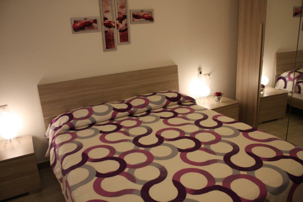 B&B Castello Salvaterra Iglesias Esterno foto